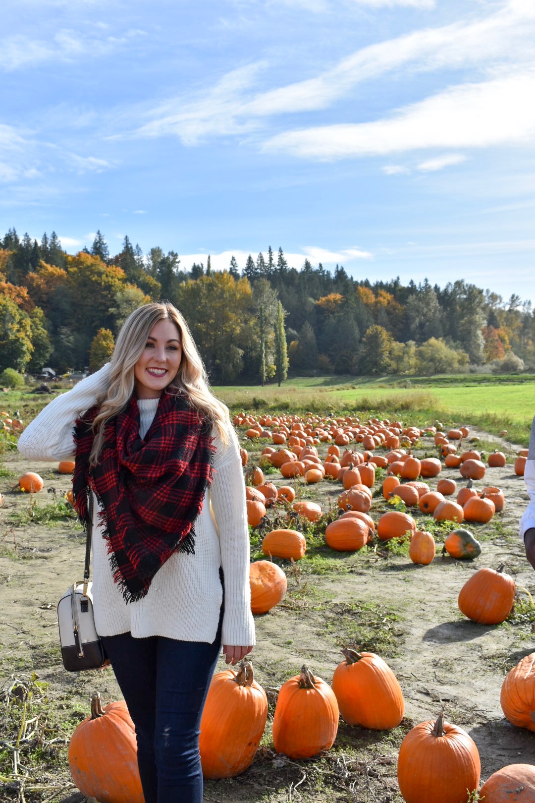 16 Fall Wardrobe Essentials!
