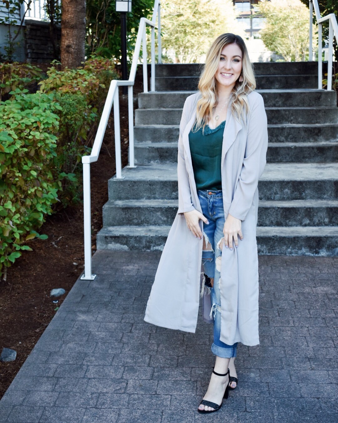 20+ Fall Outfits You Need in Your Closet!