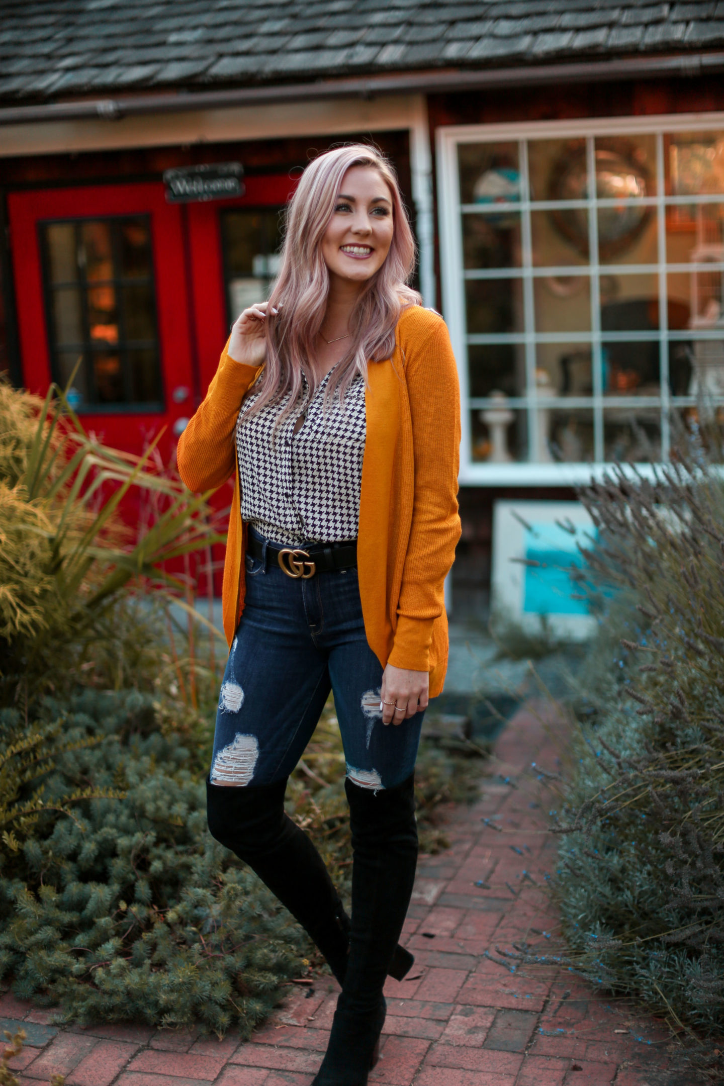 yellow fall outfit