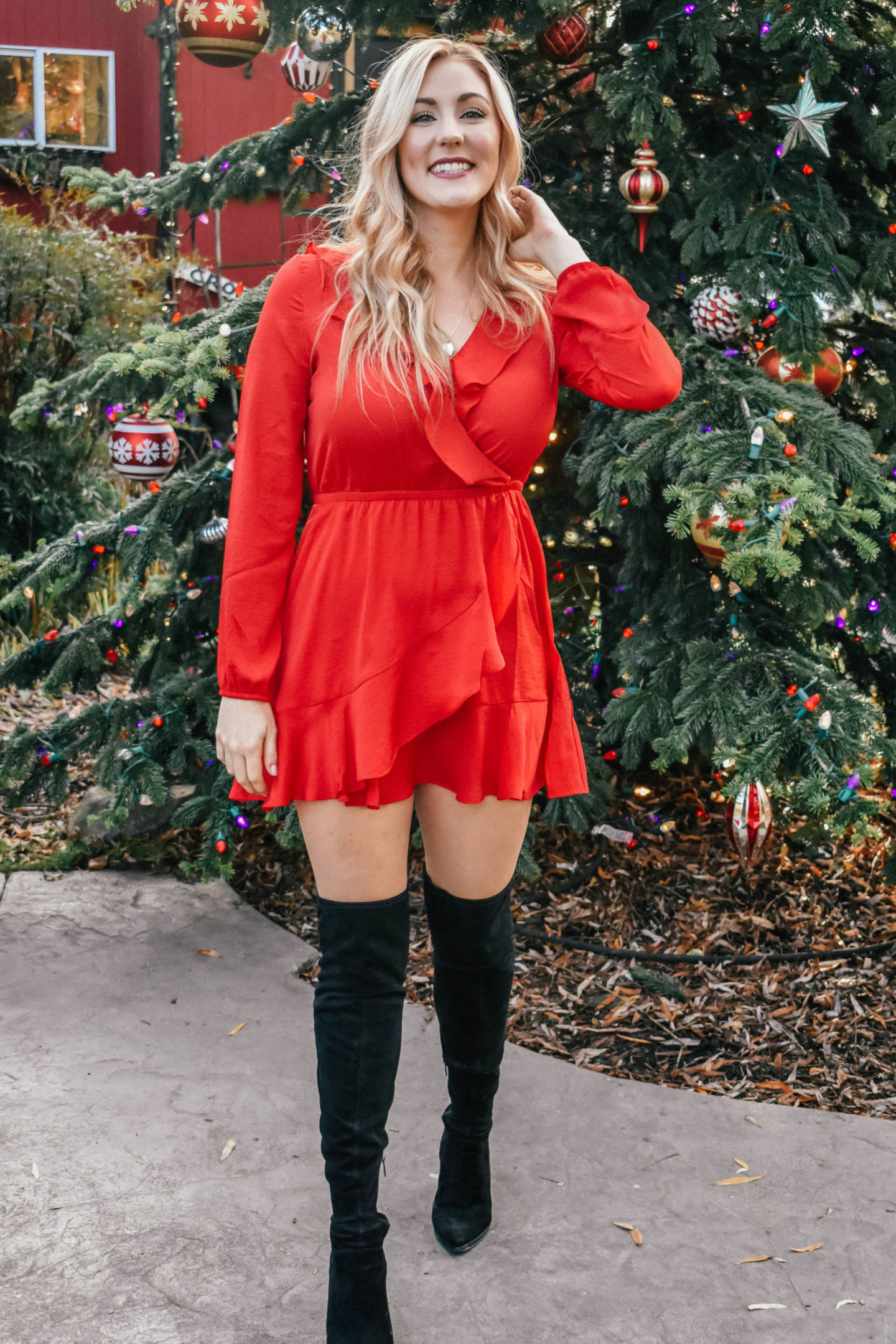 The Perfect Affordable Christmas Dress!