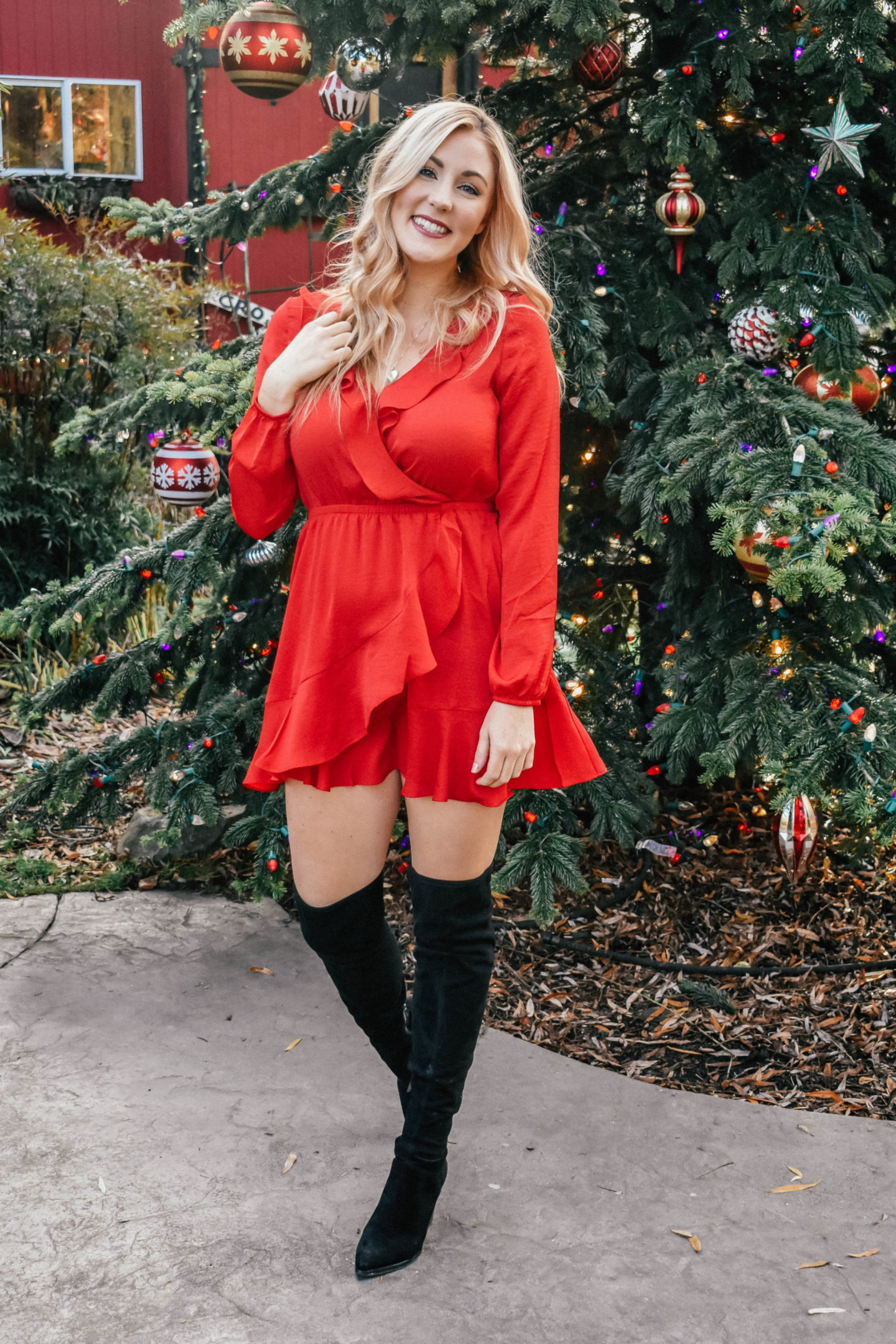 The Perfect Affordable Christmas Dress!